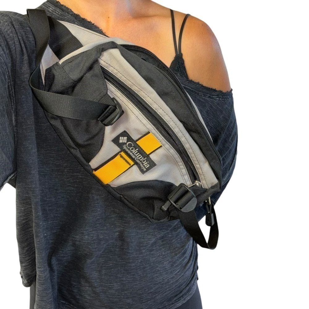 Columbia S/M Belt Bag Fanny pack Gray Yellow Black Athletic Running Climbing